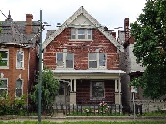 1422 E 3rd St, Dayton, OH 45403 