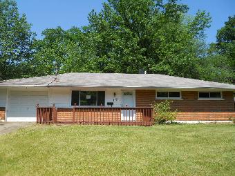 8683 Zodiac Dr, Cincinnati, OH 45231 