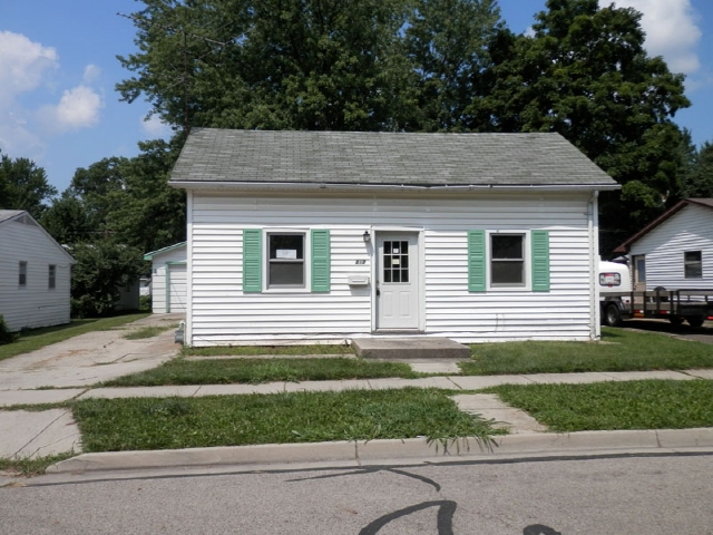 819 Aukerman St, Eaton, OH 45320 