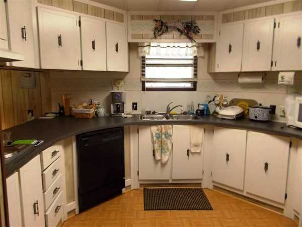 340 S. Reynolds Rd., #305, Toledo, OH 43615 