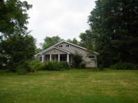 271 E 320th St, Willowick, OH 44095 