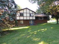 3273 Brady Lake Rd, Ravenna, OH 44266 