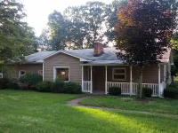 521 W 13th St, Dover, OH 44622 