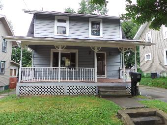 1104 Murray Ave, Akron, OH 44310 