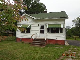 8162 Wallings Rd, North Royalton, OH 44133 