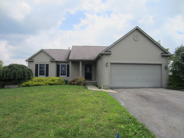 105 Gala Avenue, Pataskala, OH 43062 