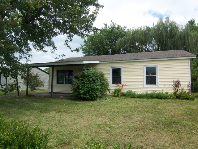 2148 Drake Dr, Xenia, OH 45385 