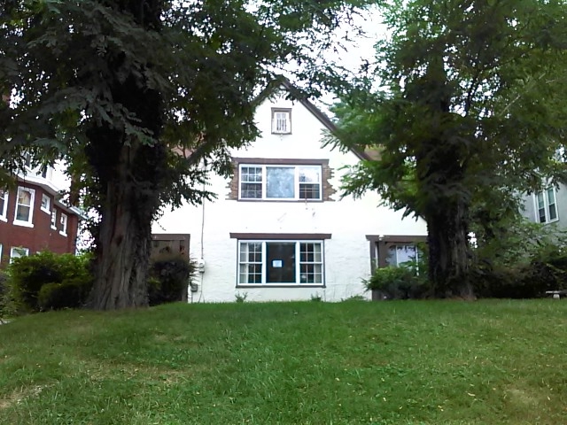 3924 Dickson Ave, Cincinnati, OH 45229 