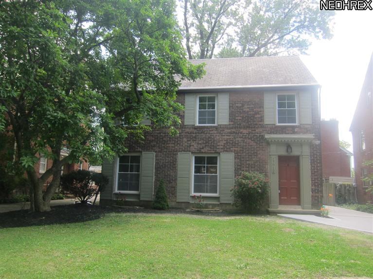 17912 Lomond Blvd, Shaker Hts, OH 44120 