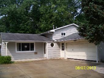 3502 Dawn Dr, North Olmsted, OH 44070 