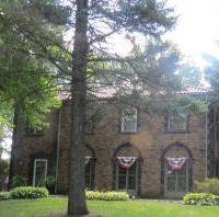 279 Gypsy Ln, Youngstown, OH 44504 