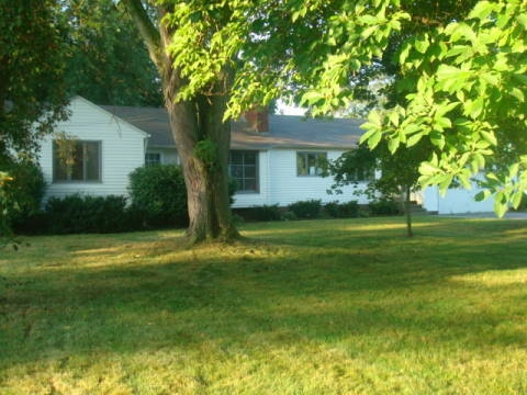 324 E Maple St, Liberty Center, OH 43532 