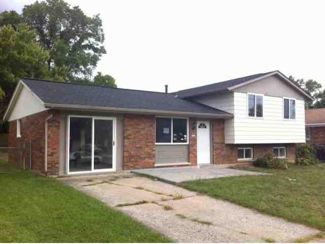 2930 Kingman Dr, Cincinnati, OH 45251 