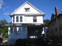 2430 Fulton St, Toledo, OH 43620 