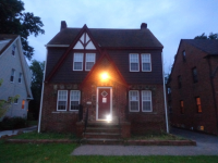 3618 Farland Rd, University Heights, OH 44118 