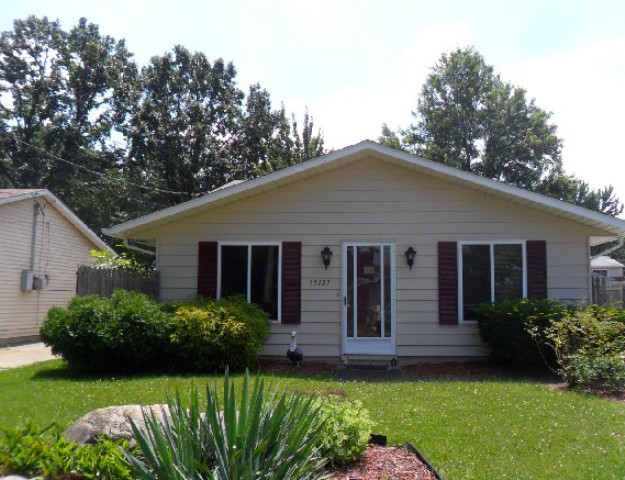 35127 Spruce St, North Ridgeville, OH 44039 