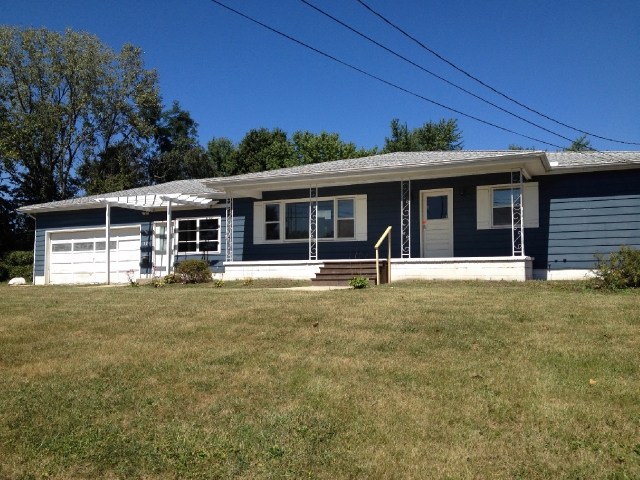 174 Salem Ave, Fredericktown, OH 43019 
