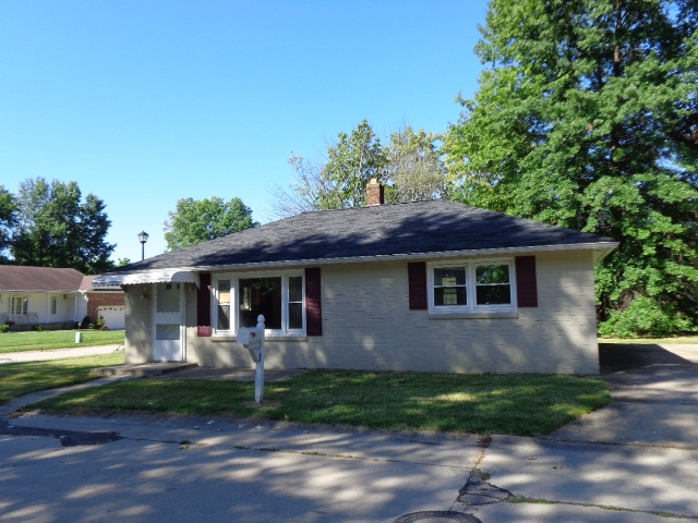 111 Edward Ave, Elyria, OH 44035 