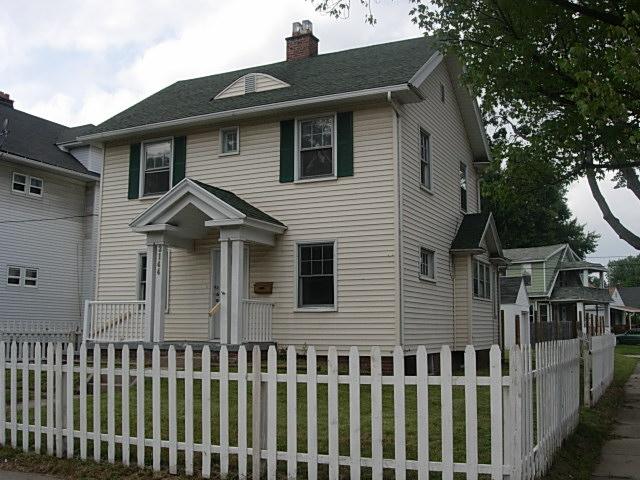 2144 Airport Highway, Toledo, OH 43609 