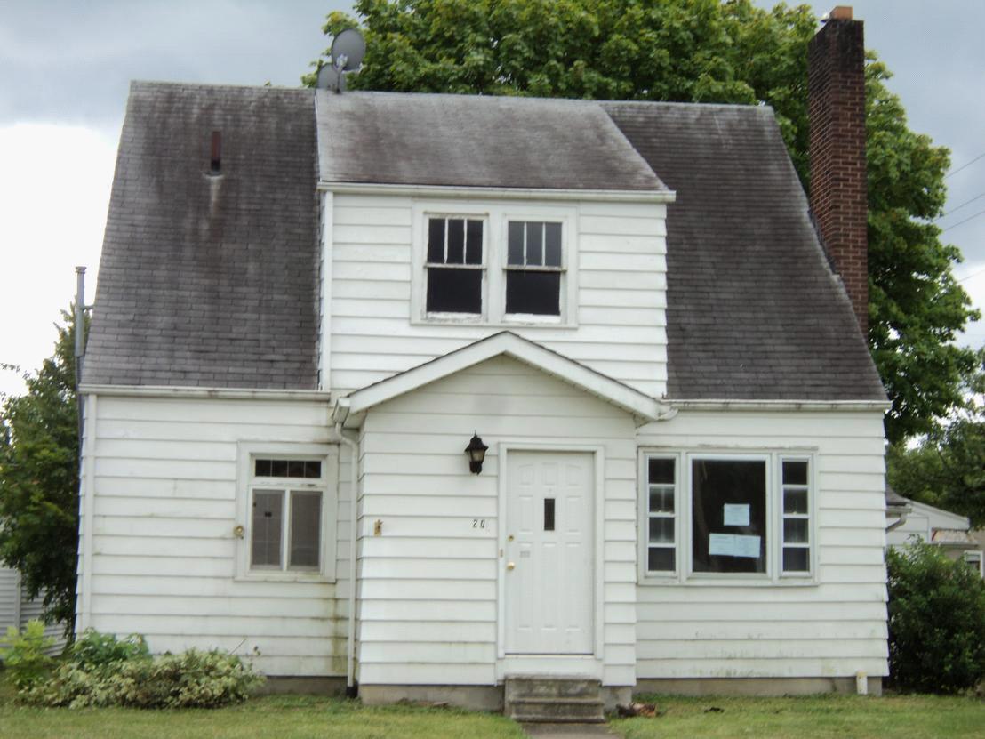 206 E Indiana Ave, Sebring, OH 44672 