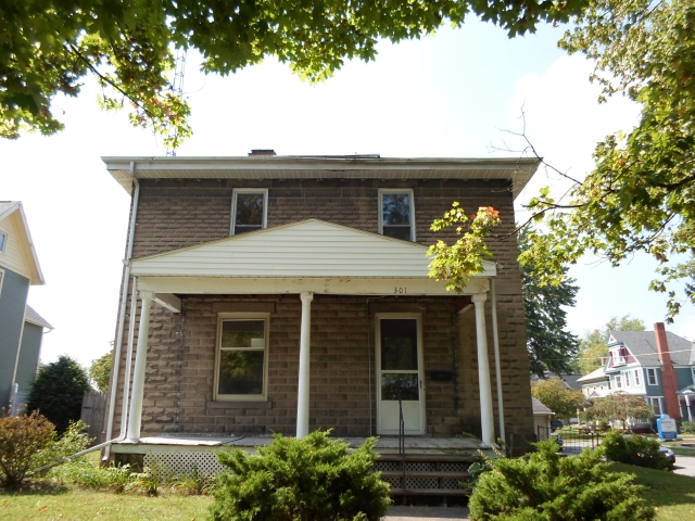 301 S Spring St, Bucyrus, OH 44820 