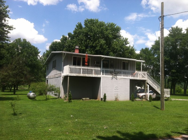 32 Second Street, Manchester, OH 45144 