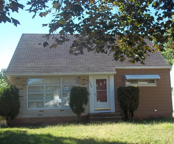 24080 Devoe Ave, Euclid, OH 44123 