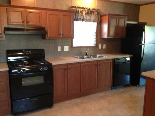 084 West Foxrun, Holland, OH 43528 