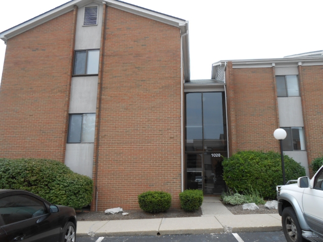 1028 E Hidden Landing Trail, Dayton, OH 45449 