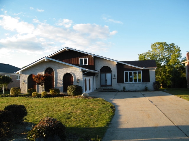 6683 Beverly May Drive, Independence, OH 44131 