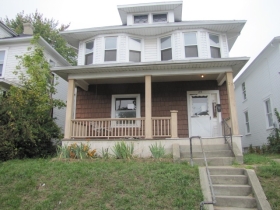 25 Ernst Avenue, Dayton, OH 45405 