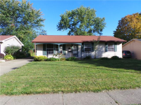 1973 Sedro St, Cuyahoga Falls, OH 44221 