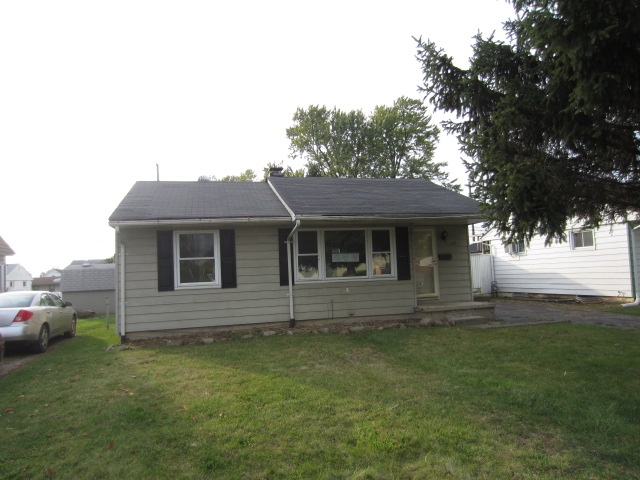 717 Pierce Ave, Whitehall, OH 43213 
