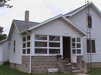 402 Superior St, Genoa, OH 43430 