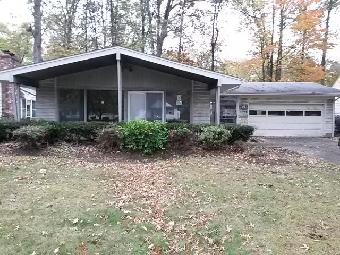1746 Dodge Dr NW, Warren, OH 44485 