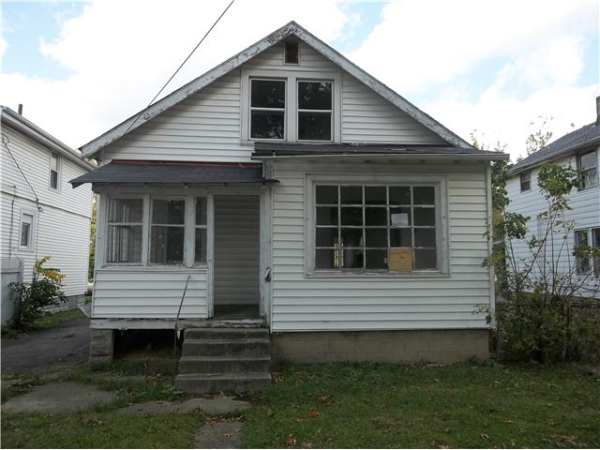 1915 East North Broadway Street, Columbus, OH 43224 