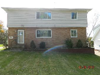 8180/82 Crudele Dr, Garfield Heights, OH 44125 