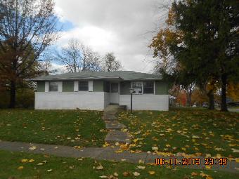 2725 Brownfield Rd, Columbus, OH 43232 