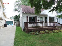 918 Saxon Ave, Akron, OH 44314 