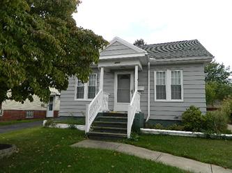 4886 E 97th St, Garfield Heights, OH 44125 