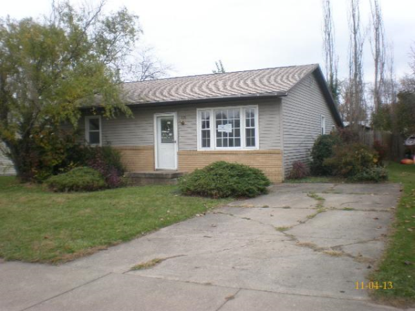 235 Myers Ave SW, New Philadelphia, OH 44663 