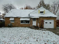 307 E 244th St, Euclid, OH 44123 