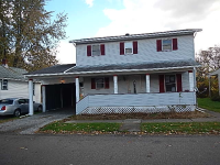 517 Tuscarawas Ave., Newcomerstown, OH 43832 