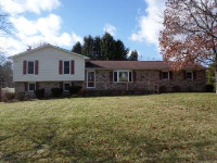 365 Orchard View Drive NE, Lancaster, OH 43130 