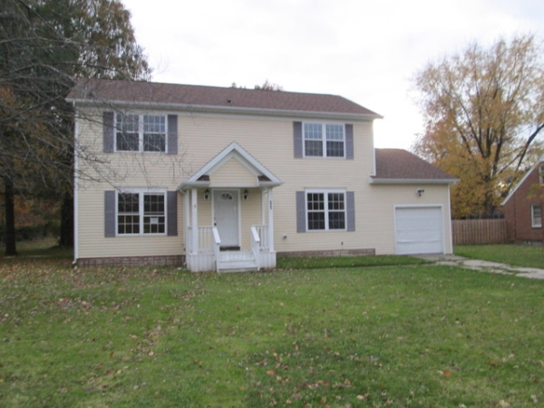 204 Richmond Rd, Richmond Heights, OH 44143 