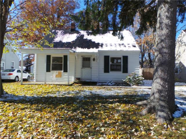 878 Shoshone Ave, Akron, OH 44305 