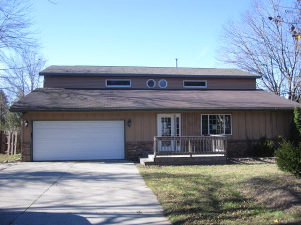 2948 Prentice Dr, Kettering, OH 45420 