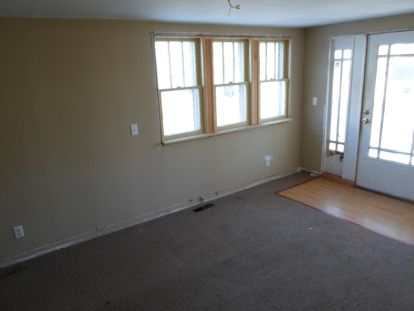 905 Springville Ave, Fostoria, OH 44830 