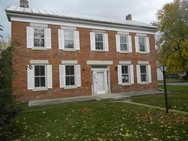 404 W Baird St, West Liberty, OH 43357 