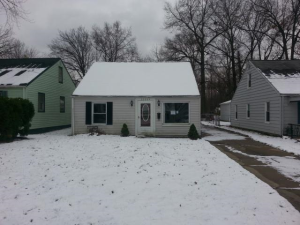 33084 Alva Dr, Eastlake, OH 44095 